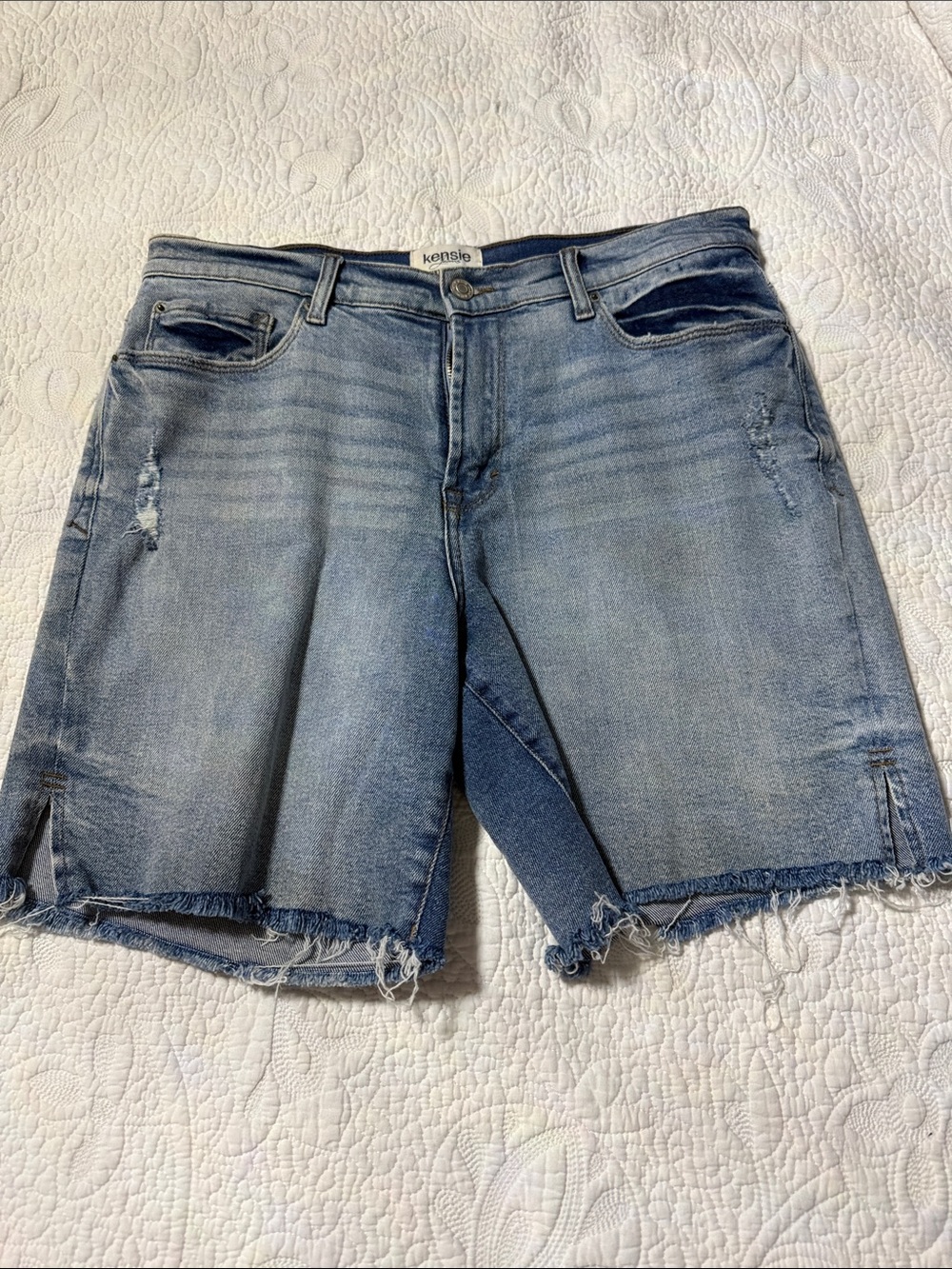 Kensie Men's Faded Blue Distressed Denim Shorts